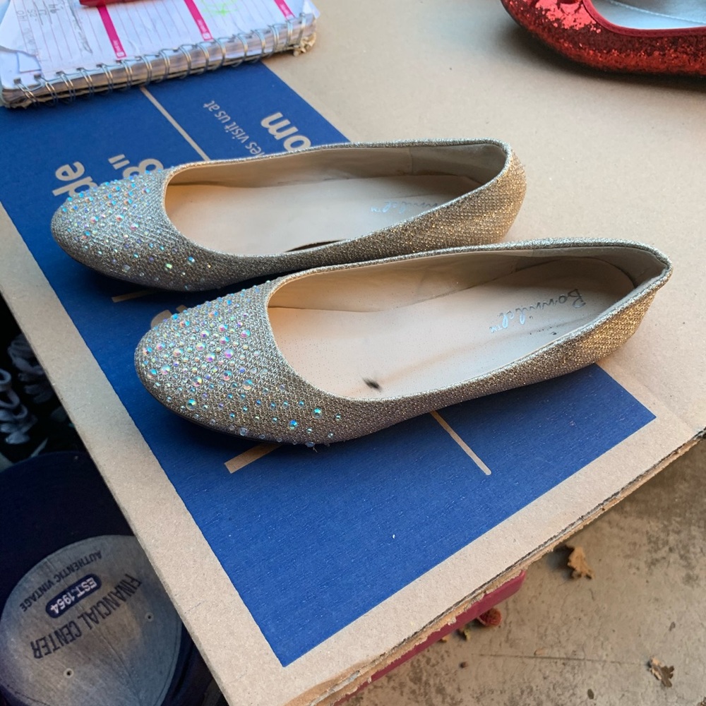 Sparkle shoes